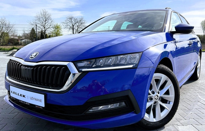 Skoda Octavia cena 105900 przebieg: 43990, rok produkcji 2022 z Kartuzy małe 137